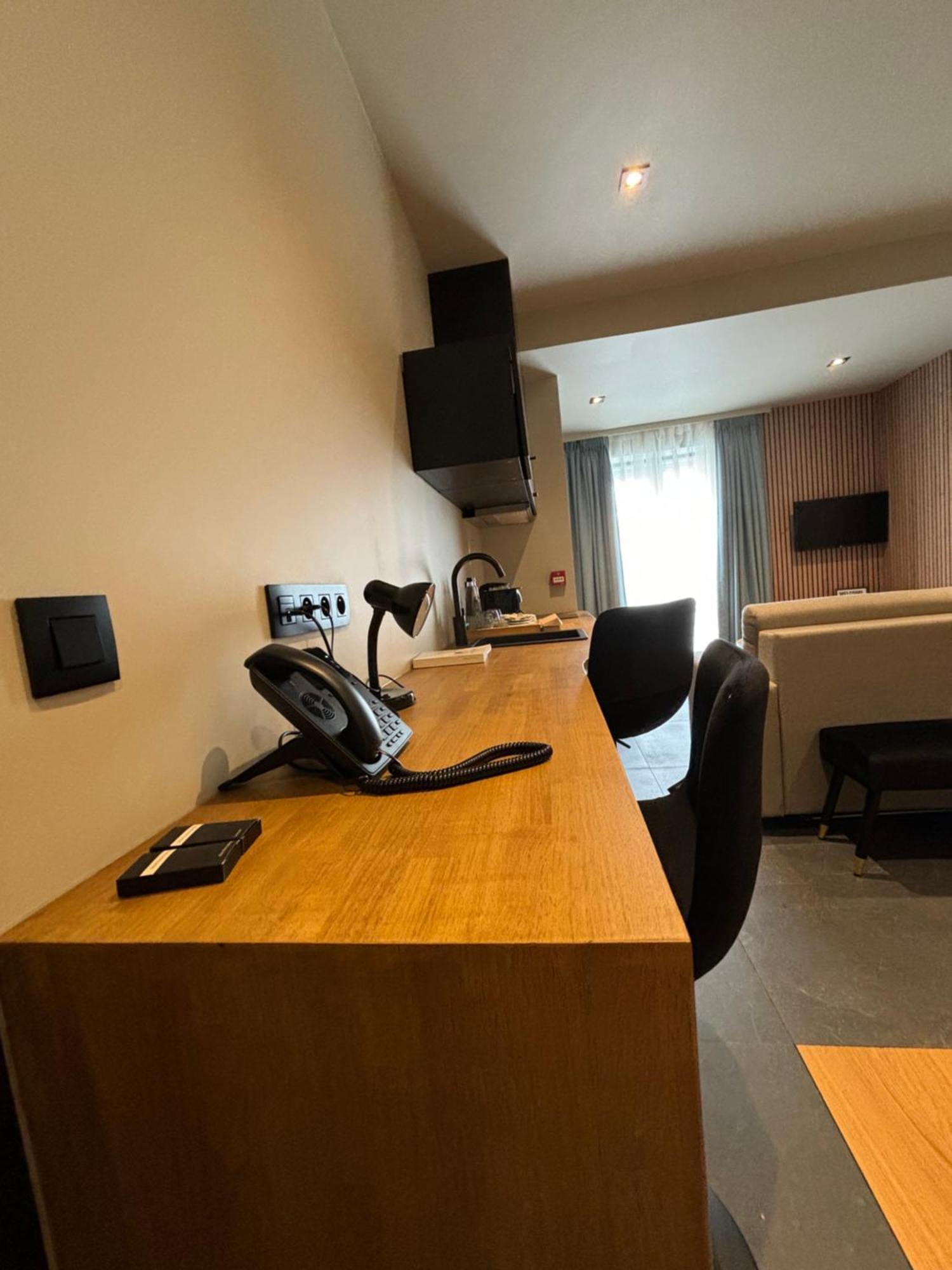 Mezza Notte Hotel 3*